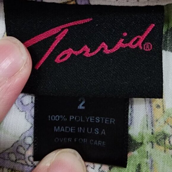 Torrid Vintage Plus Size Victorian Peasant Style Floral Pleated Blouse Size 2X - Picture 15 of 16